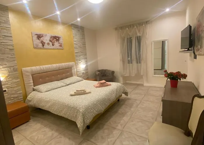 Dimora Em Corso Giuseppe Garibaldi * Санремо