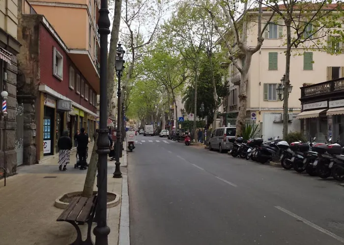 Dimora Em Corso Giuseppe Garibaldi Санремо